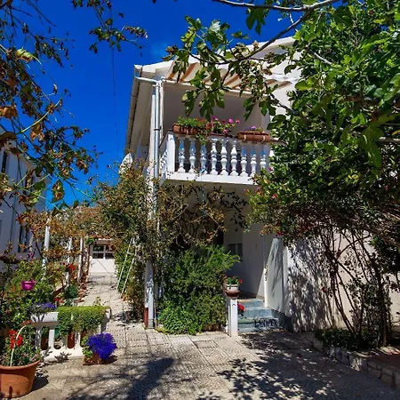 Masa Apartment Povljana
