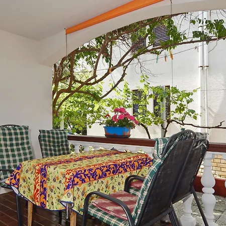 Masa Apartment