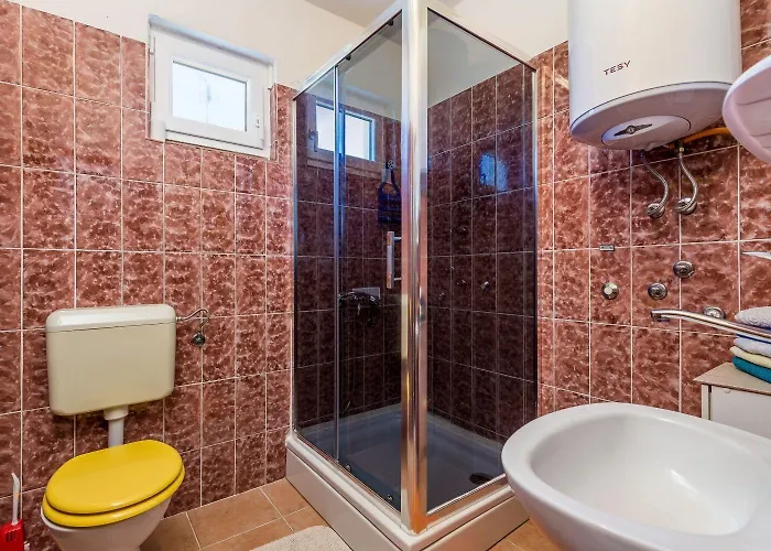 Masa Lägenhet Povljana